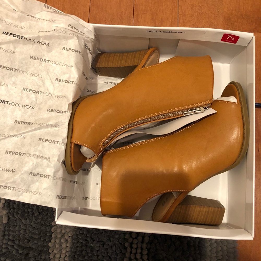 Brand New Report Peep Toe Booties - Picture 3 of 7